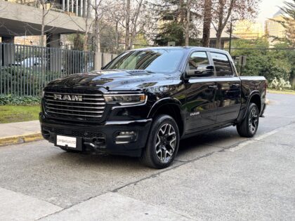 RAM 1500 LARAMIE 3.0 4WD FACTURABLE 3.798 KMS AÑO 2025