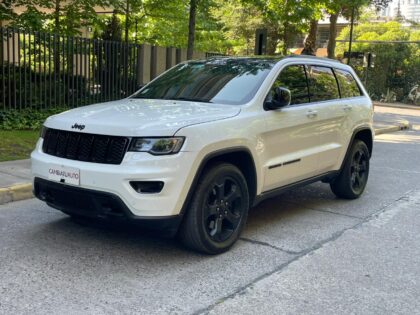 JEEP GRAND CHEROKEE LAREDO 3.6 4WD 88.036 KMS AÑO 2019