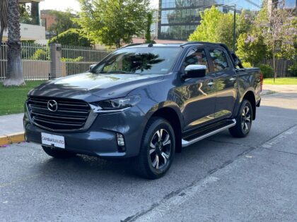 MAZDA BT-50 HIGH PLUS 3.0 4WD AT 21.215 KMS AÑO 2024 FACTURABLE