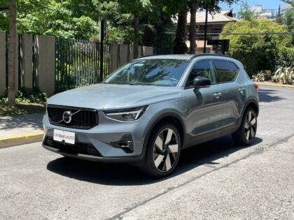 VOLVO XC40 1.5 T5 PHEV R-DESIGN RECHARGE AUT 52.501 KMS AÑO 2023