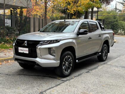 MISTUBISHI L200 2.4 DAKAR HIGH POWER 4WD MT 64.471 KMS AÑO 2023