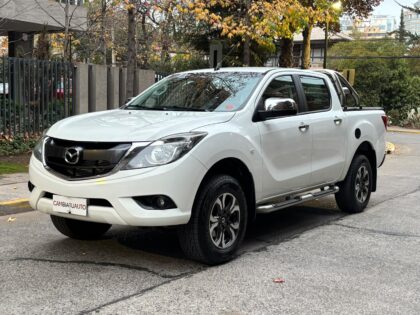 MAZDA BT-50 SDX 2.2 4X4 MT 173.451 KMS AÑO 2018