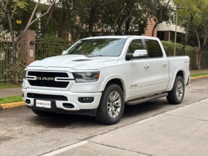 RAM 1500 LARAMIE 5.7 HEMI 4WD 59.889 KMS AÑO 2021