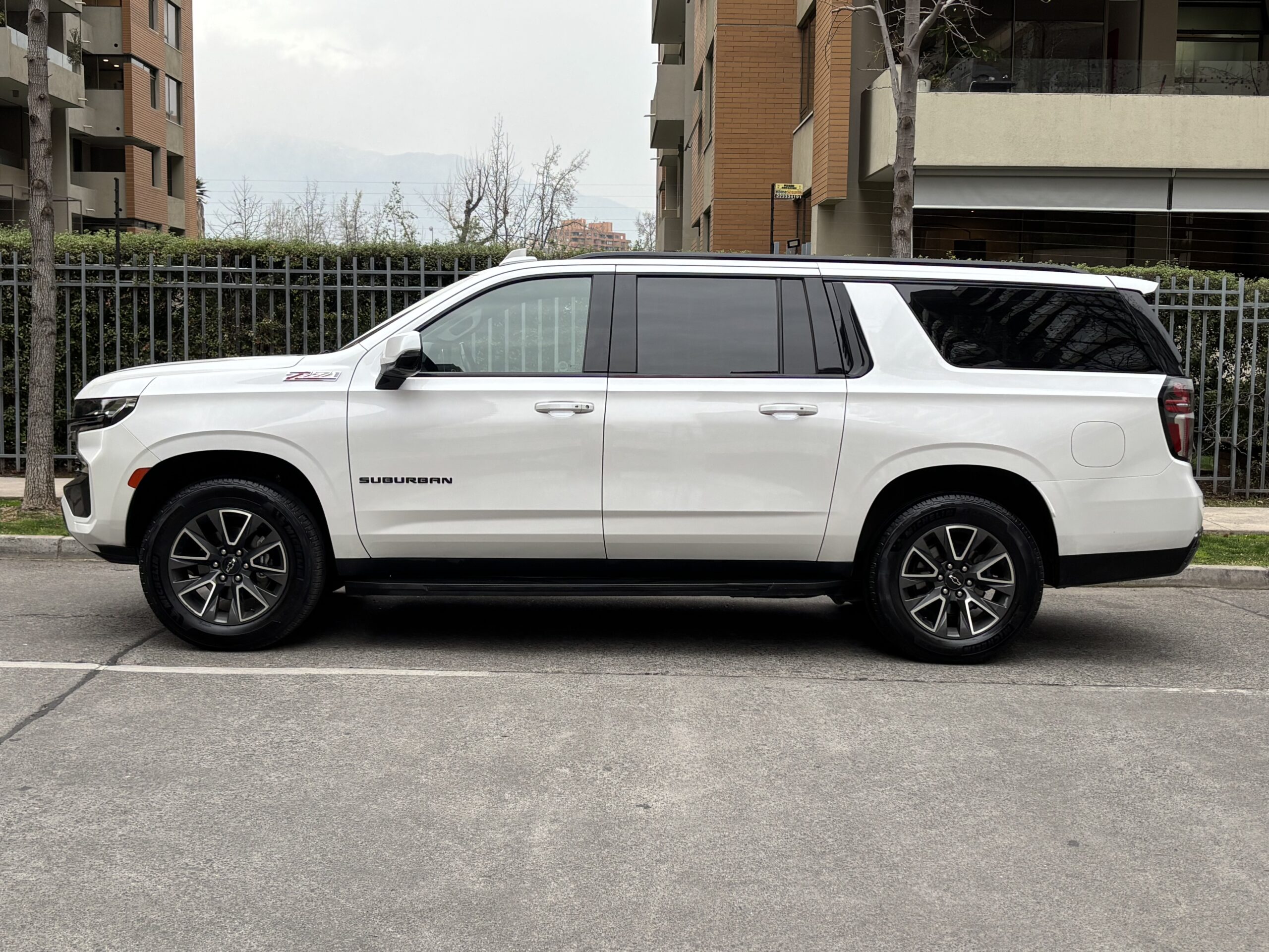 Chevrolet Suburban 5.3 Z71 — foto 8 de 27