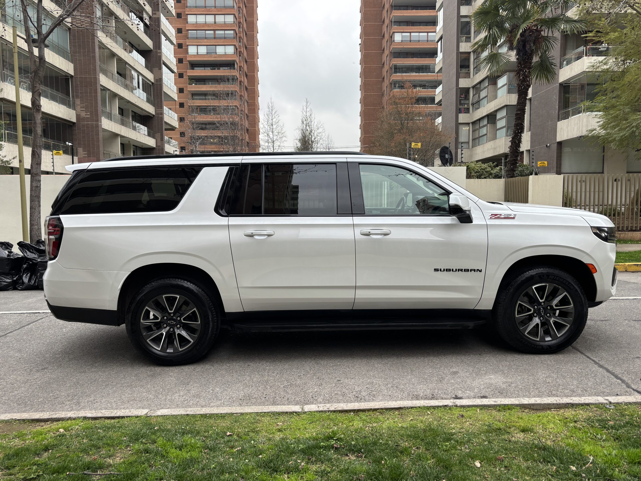 Chevrolet Suburban 5.3 Z71 — foto 7 de 27