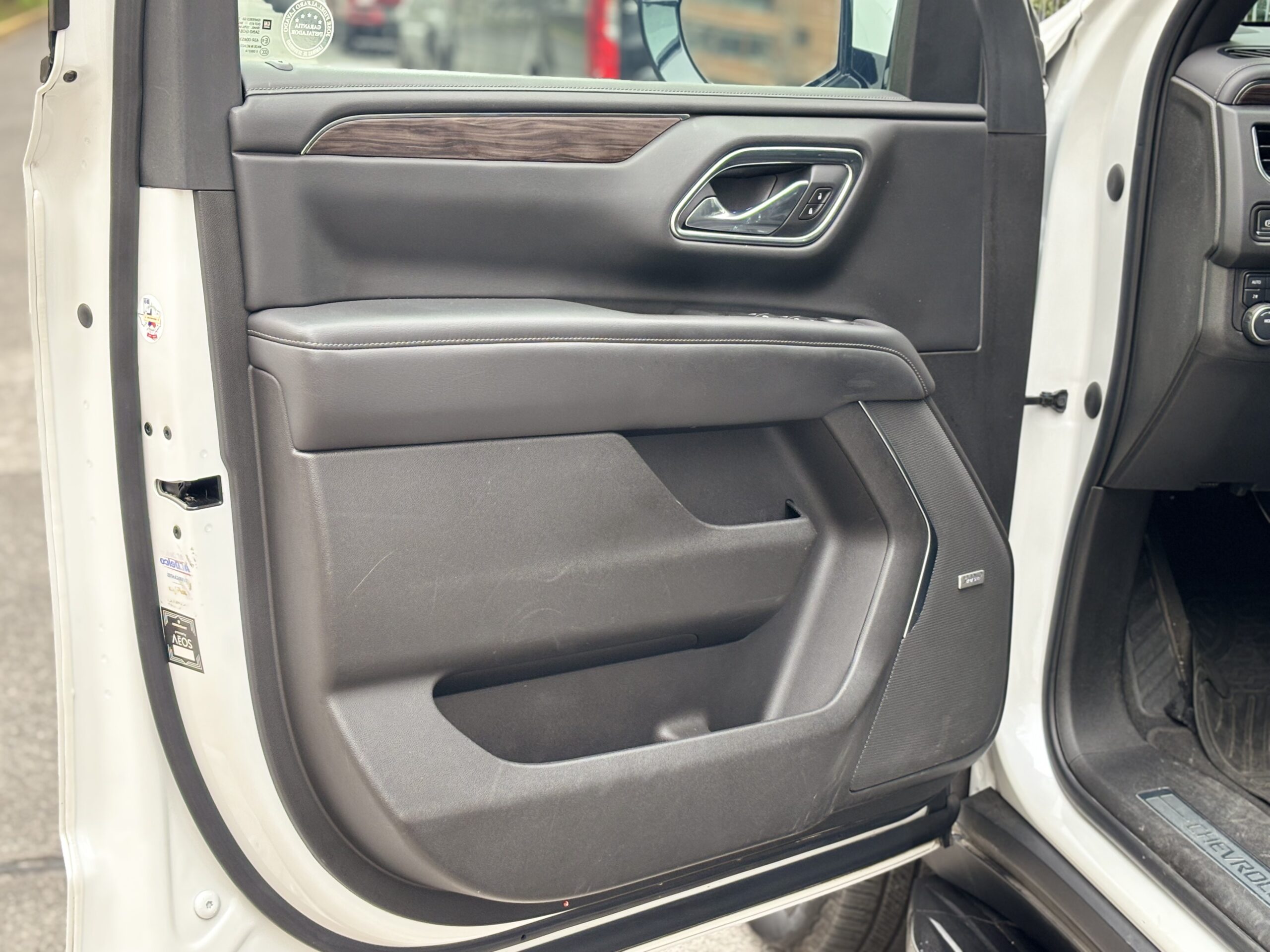 Chevrolet Suburban 5.3 Z71 — foto 9 de 27