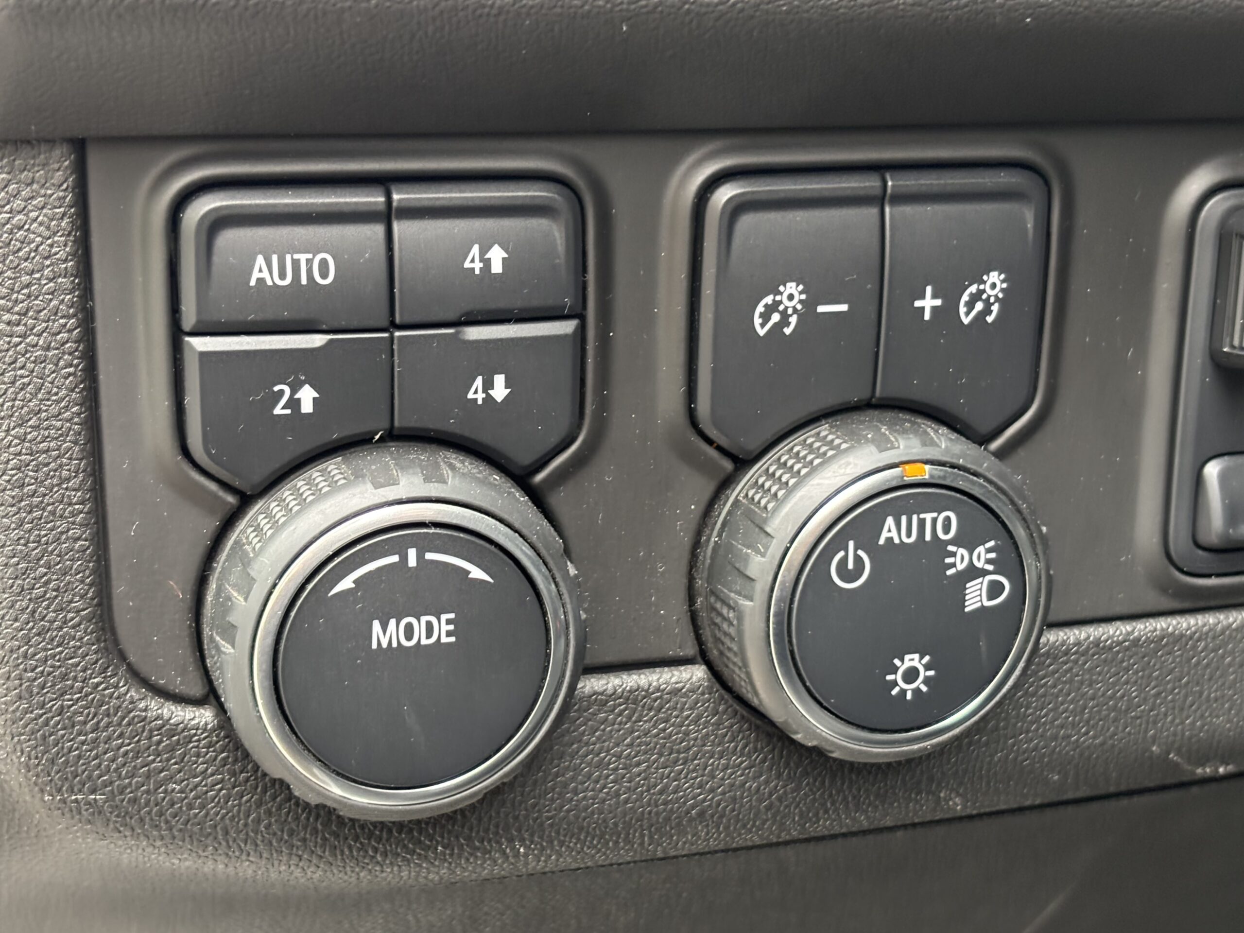 Chevrolet Suburban 5.3 Z71 — foto 11 de 27
