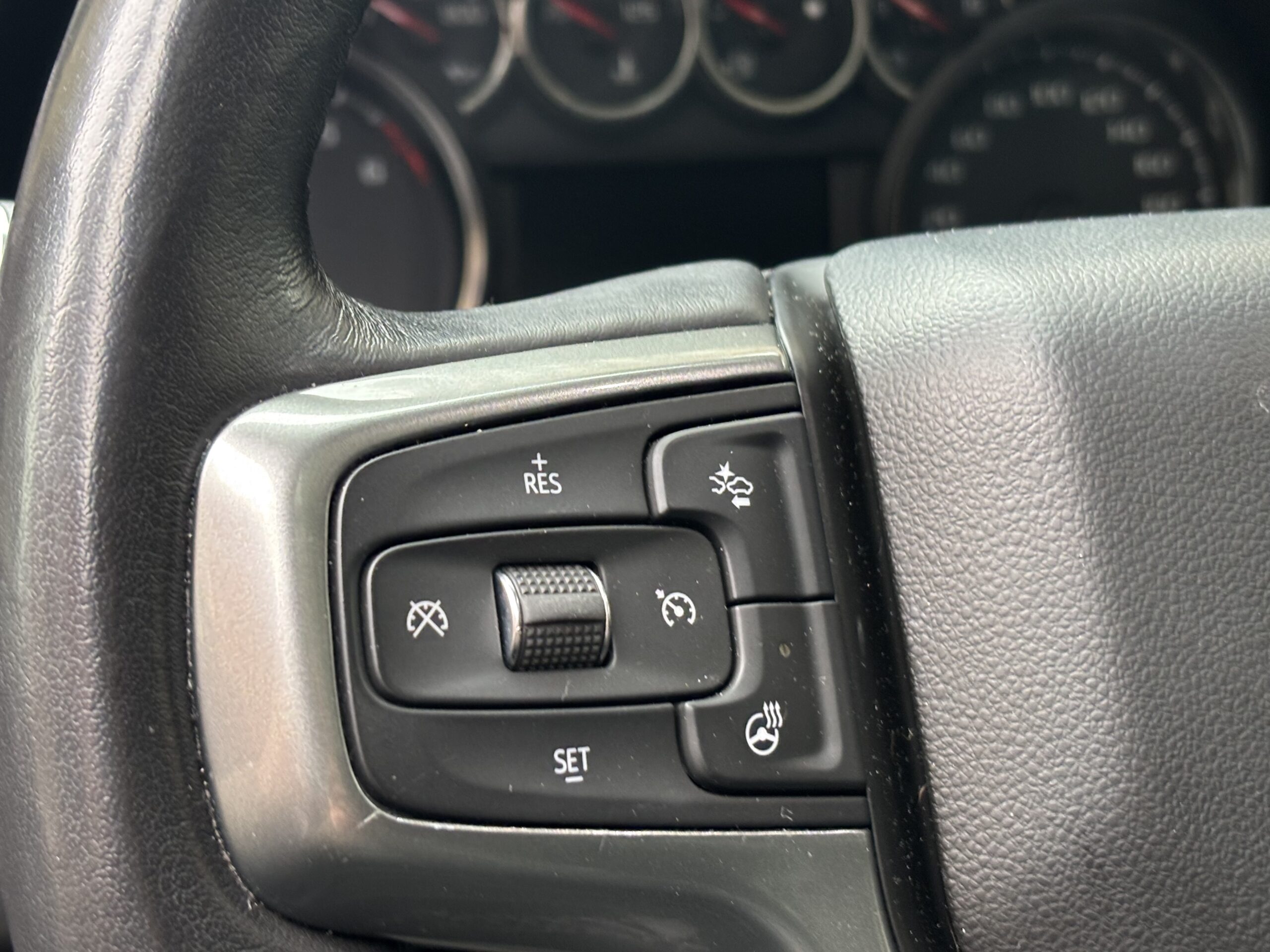 Chevrolet Suburban 5.3 Z71 — foto 13 de 27