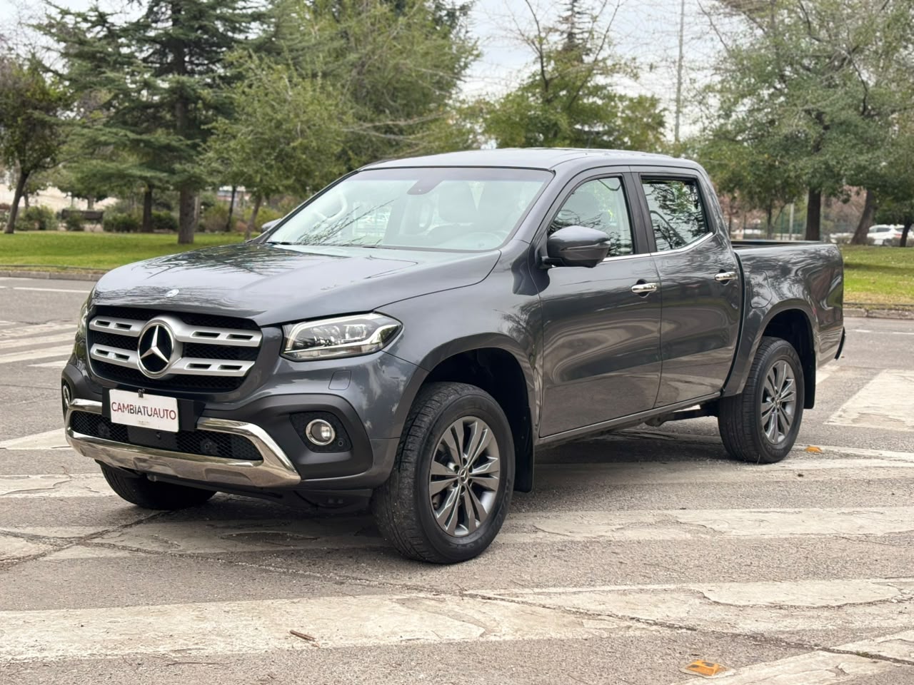 Mercedes-Benz X250D