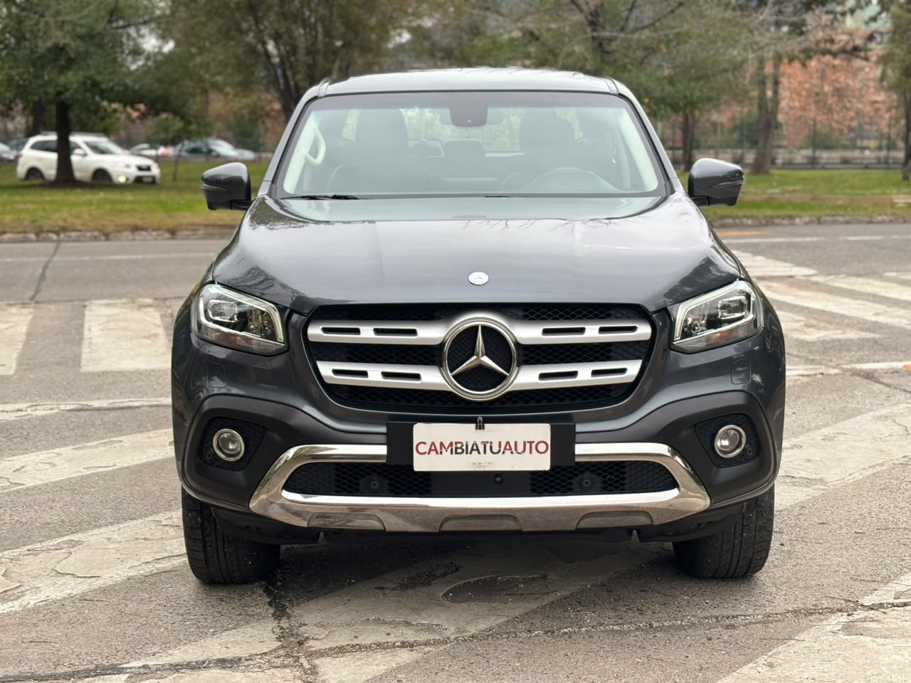 Mercedes-Benz X250D — foto 2 de 23