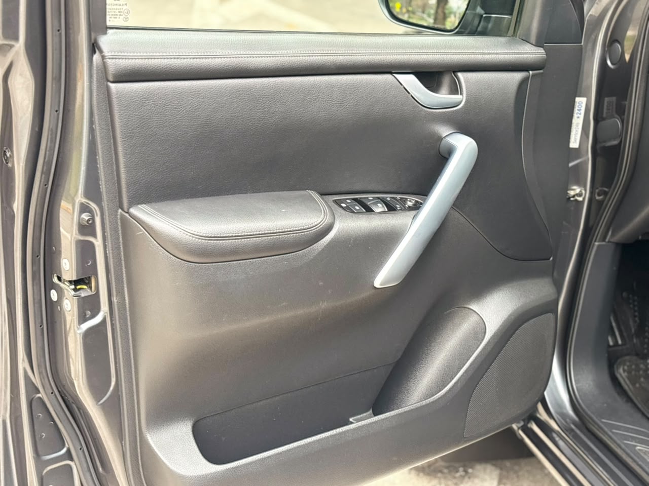 Mercedes-Benz X250D — foto 10 de 23
