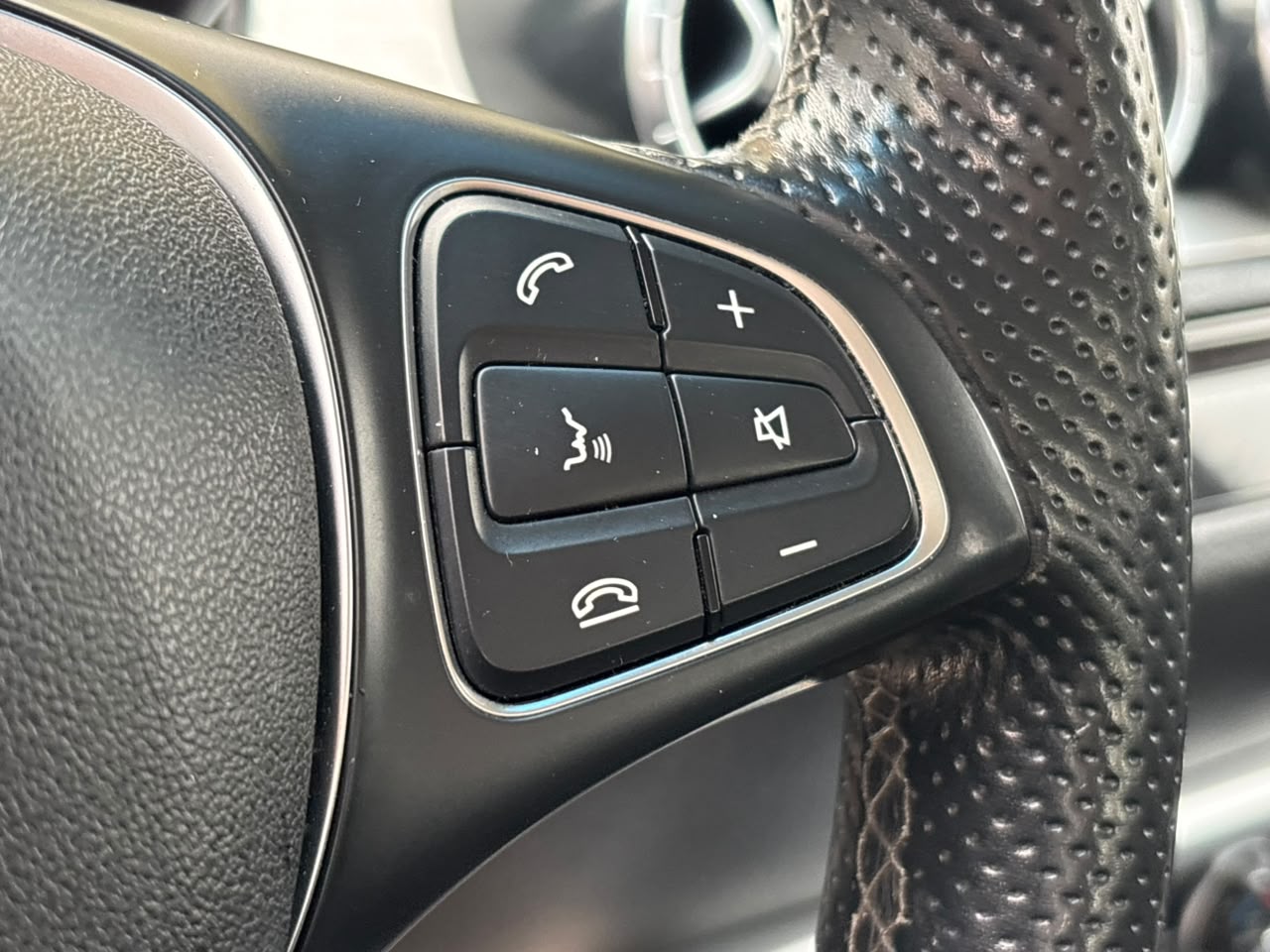 Mercedes-Benz X250D — foto 22 de 23