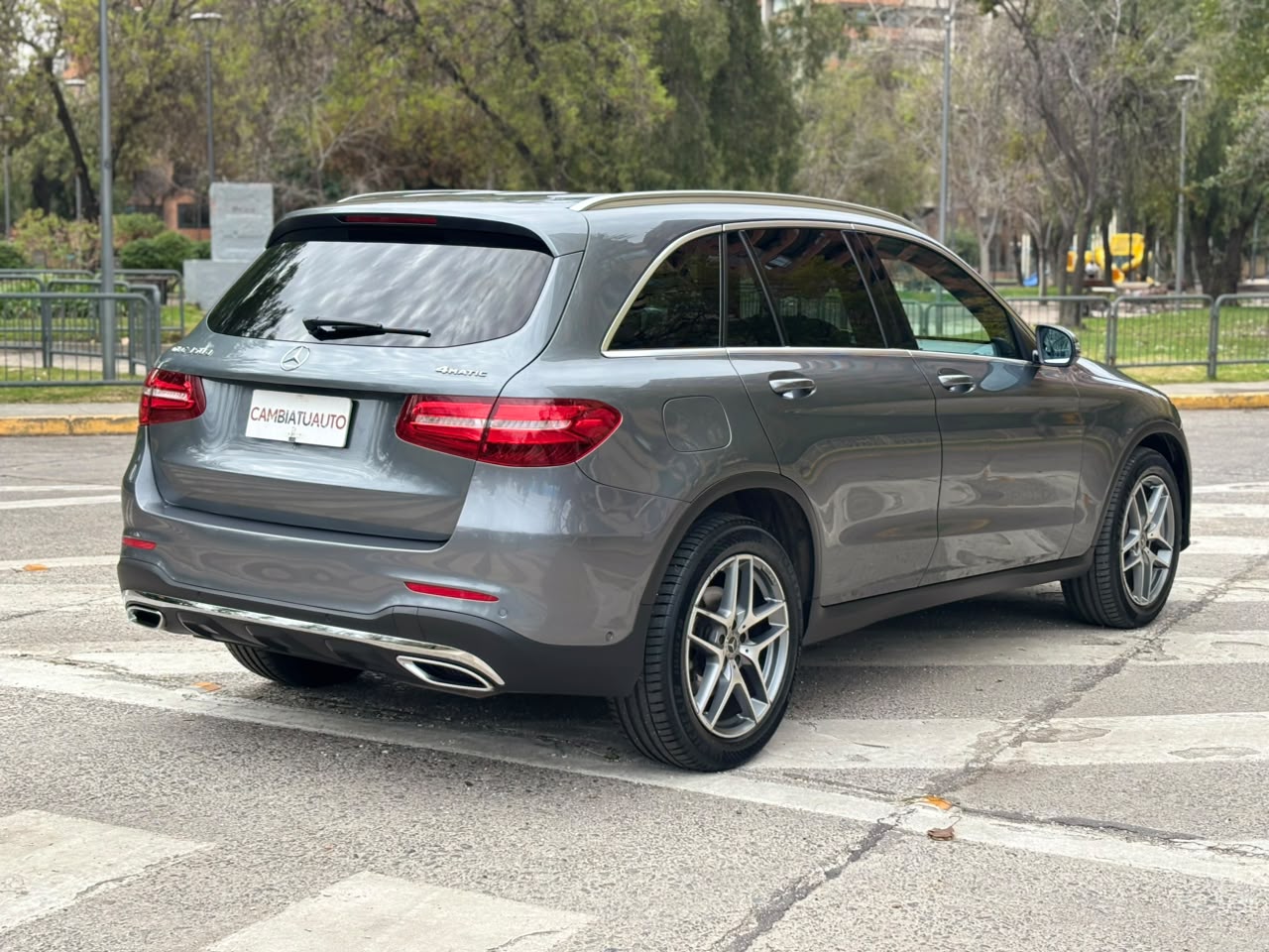 Mercedes-Benz Glc 350D 4Matic — foto 4 de 21