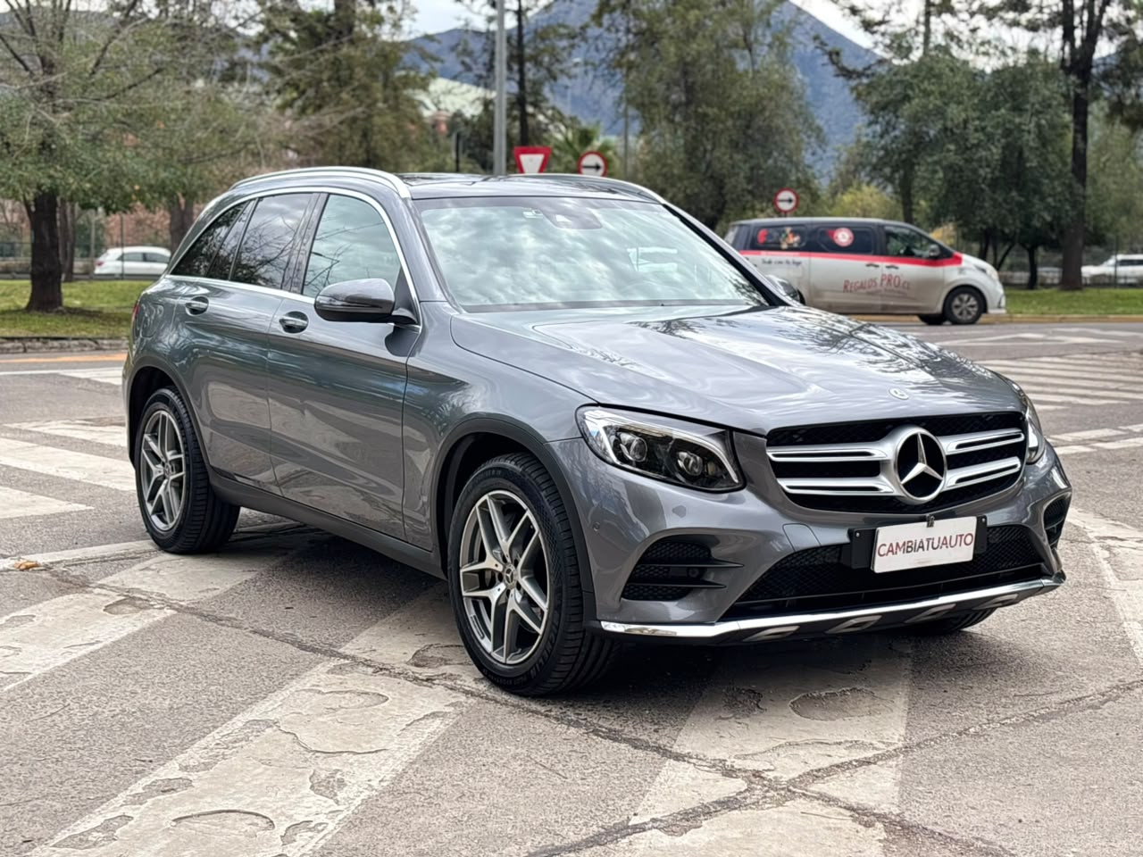 Mercedes-Benz Glc 350D 4Matic — foto 3 de 21