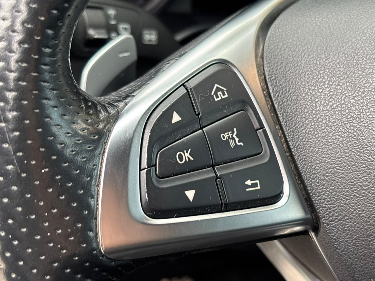 Mercedes-Benz Glc 350D 4Matic — foto 17 de 21