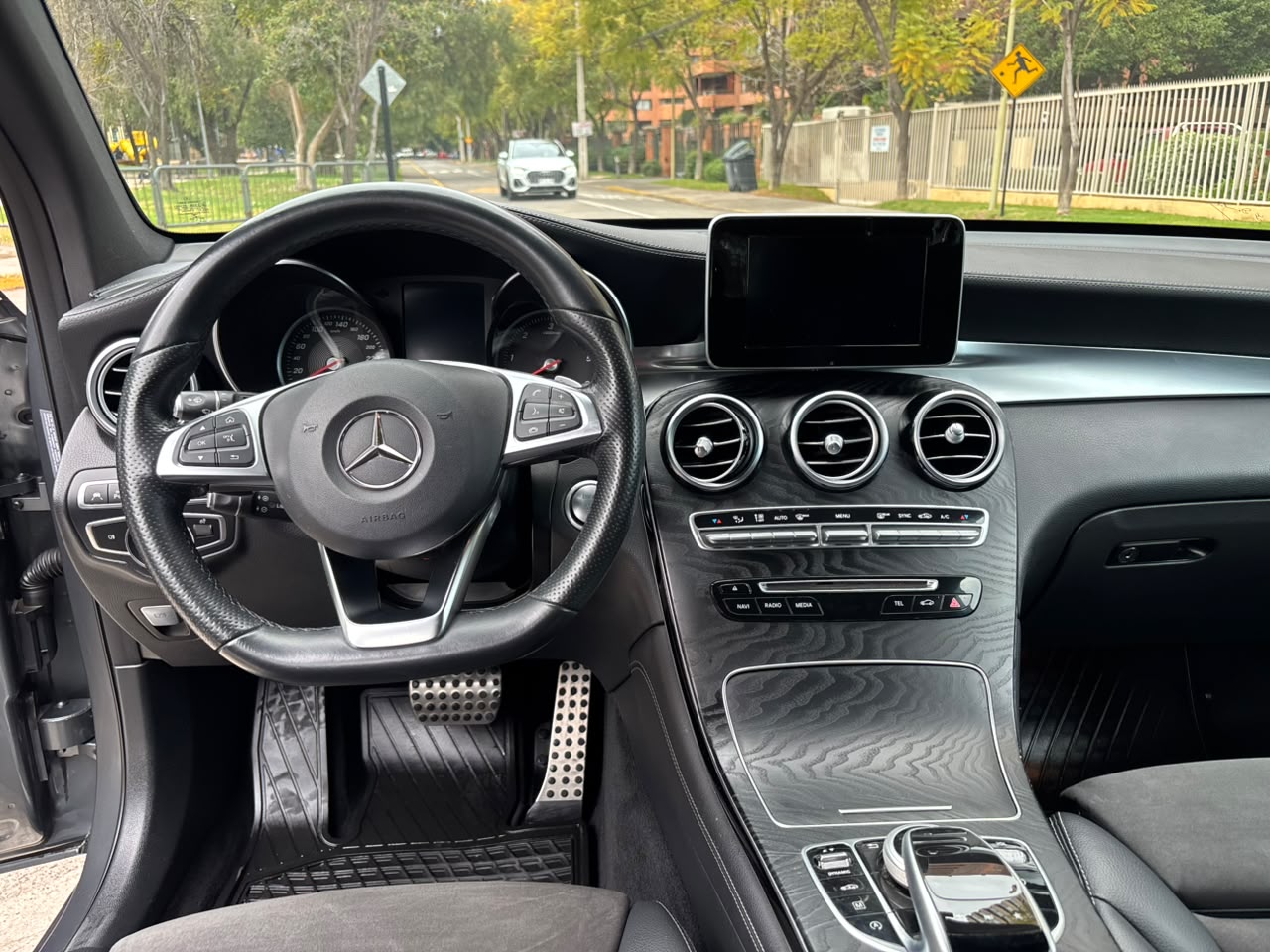 Mercedes-Benz Glc 350D 4Matic — foto 11 de 21