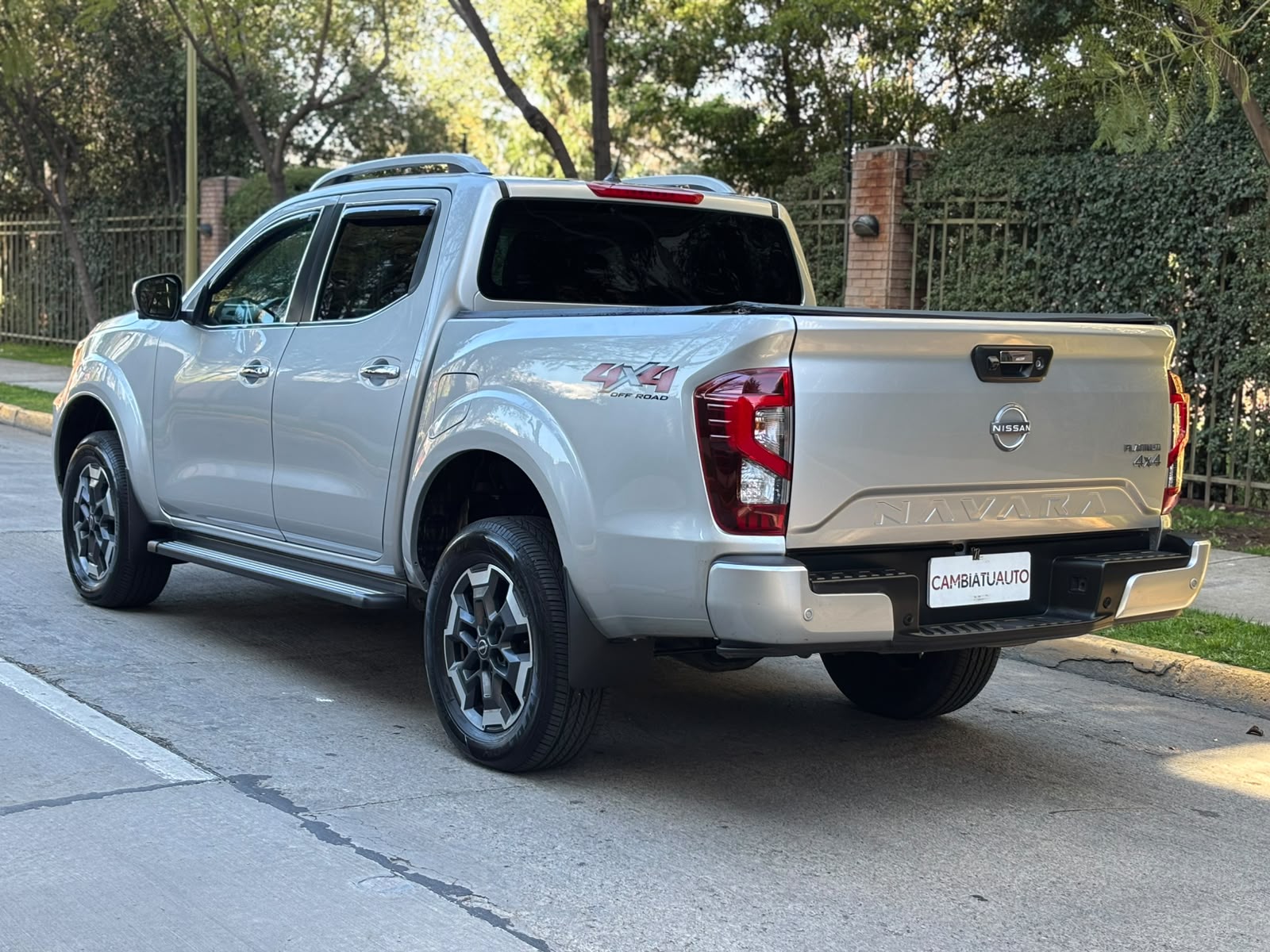 Nissan Navara 2.3 Platinum — foto 5 de 25