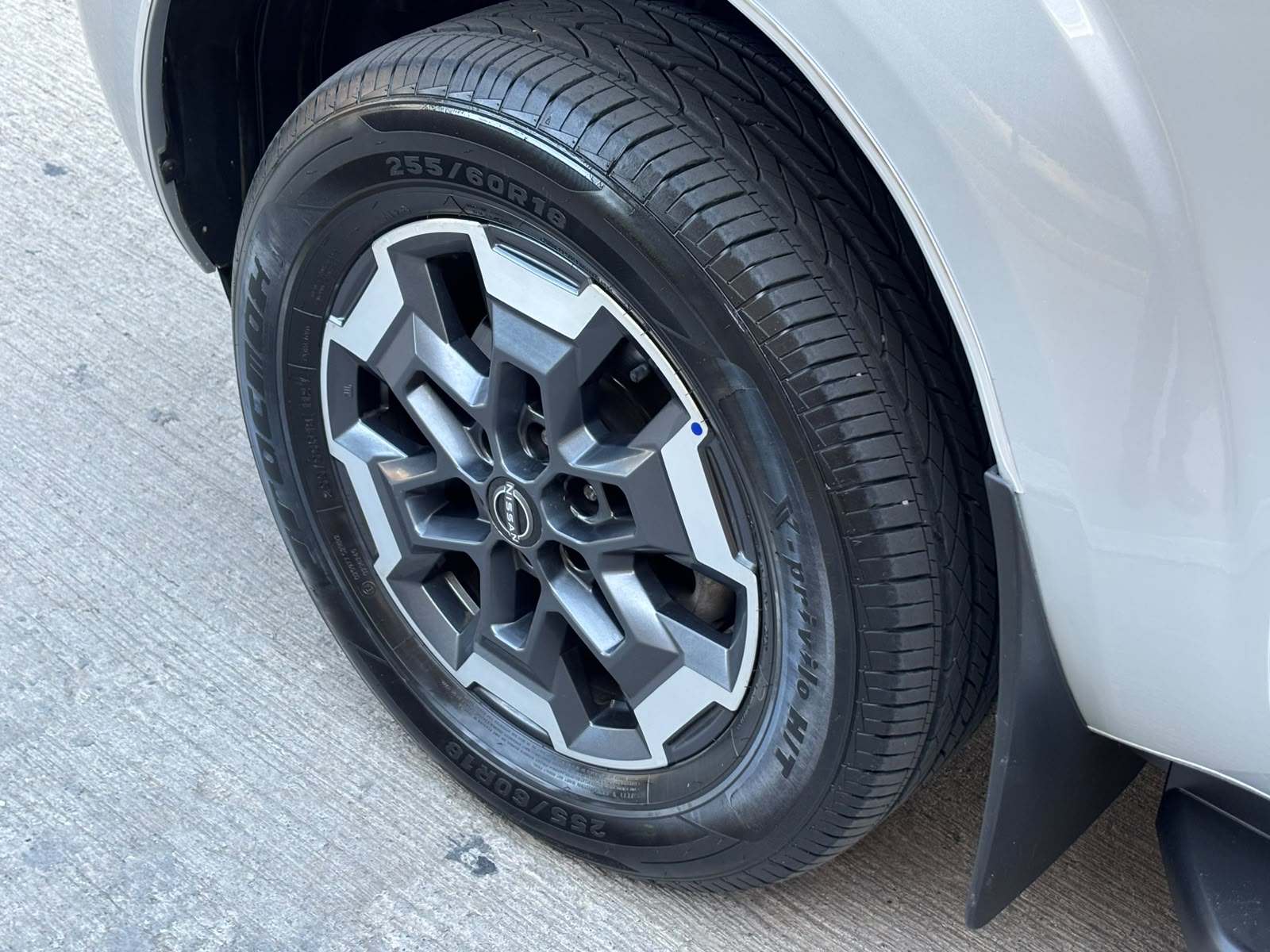 Nissan Navara 2.3 Platinum — foto 8 de 25