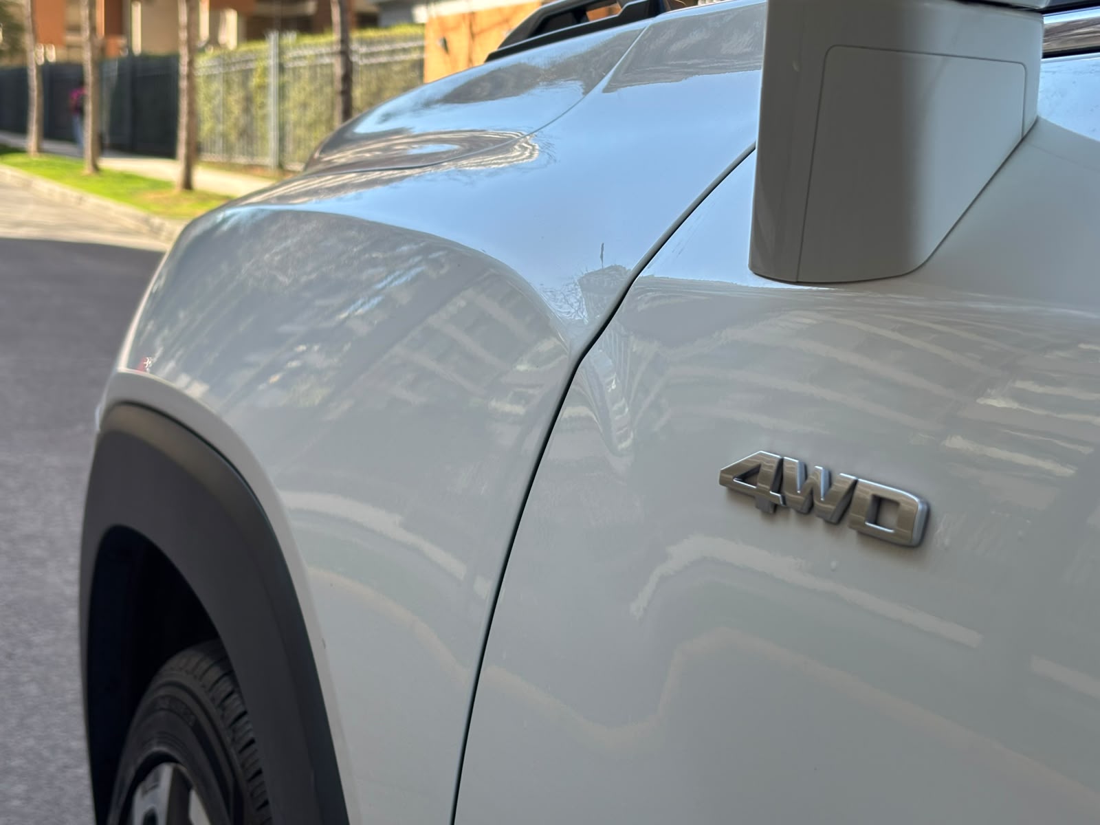 SsangYong Torres 1.5 Limited Plus — foto 9 de 22