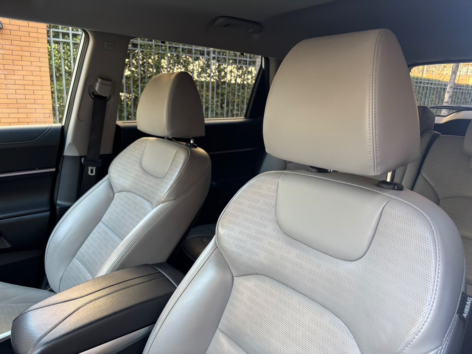 SsangYong Torres 1.5 Limited Plus — foto 16 de 22