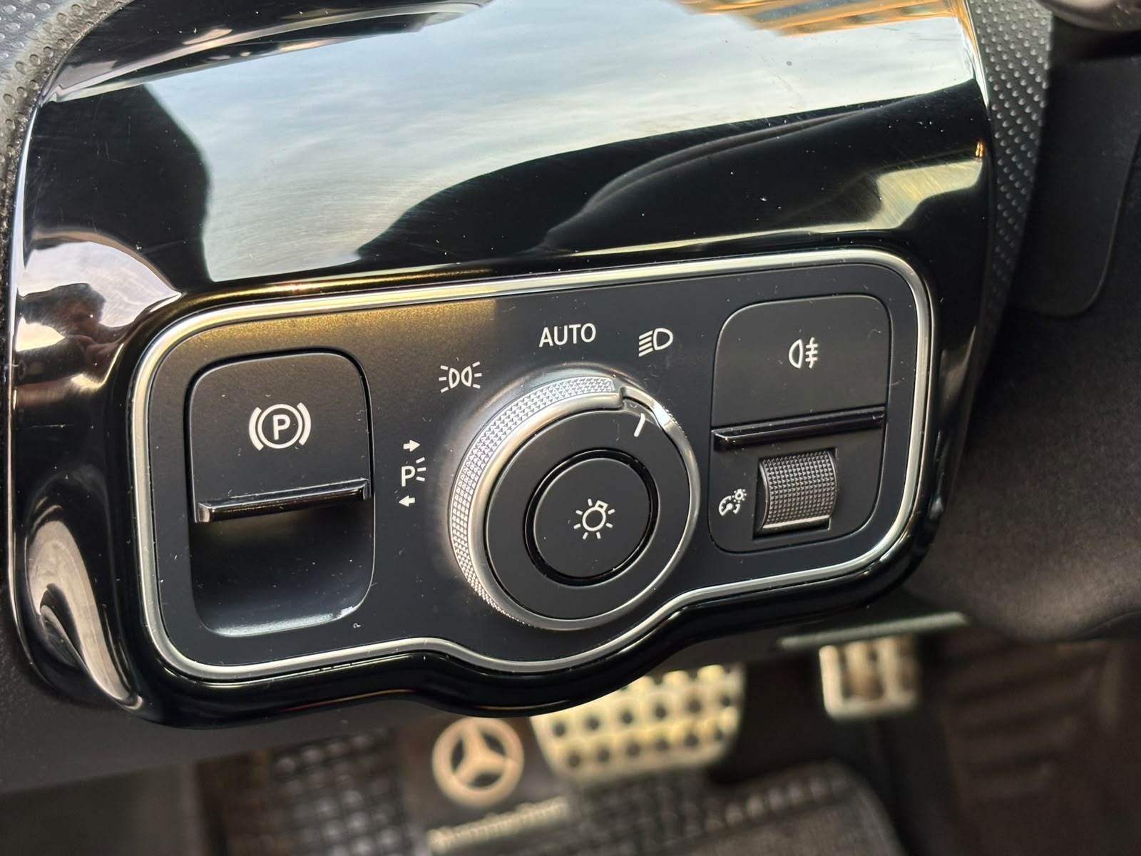 Mercedes-Benz A250 — foto 16 de 25